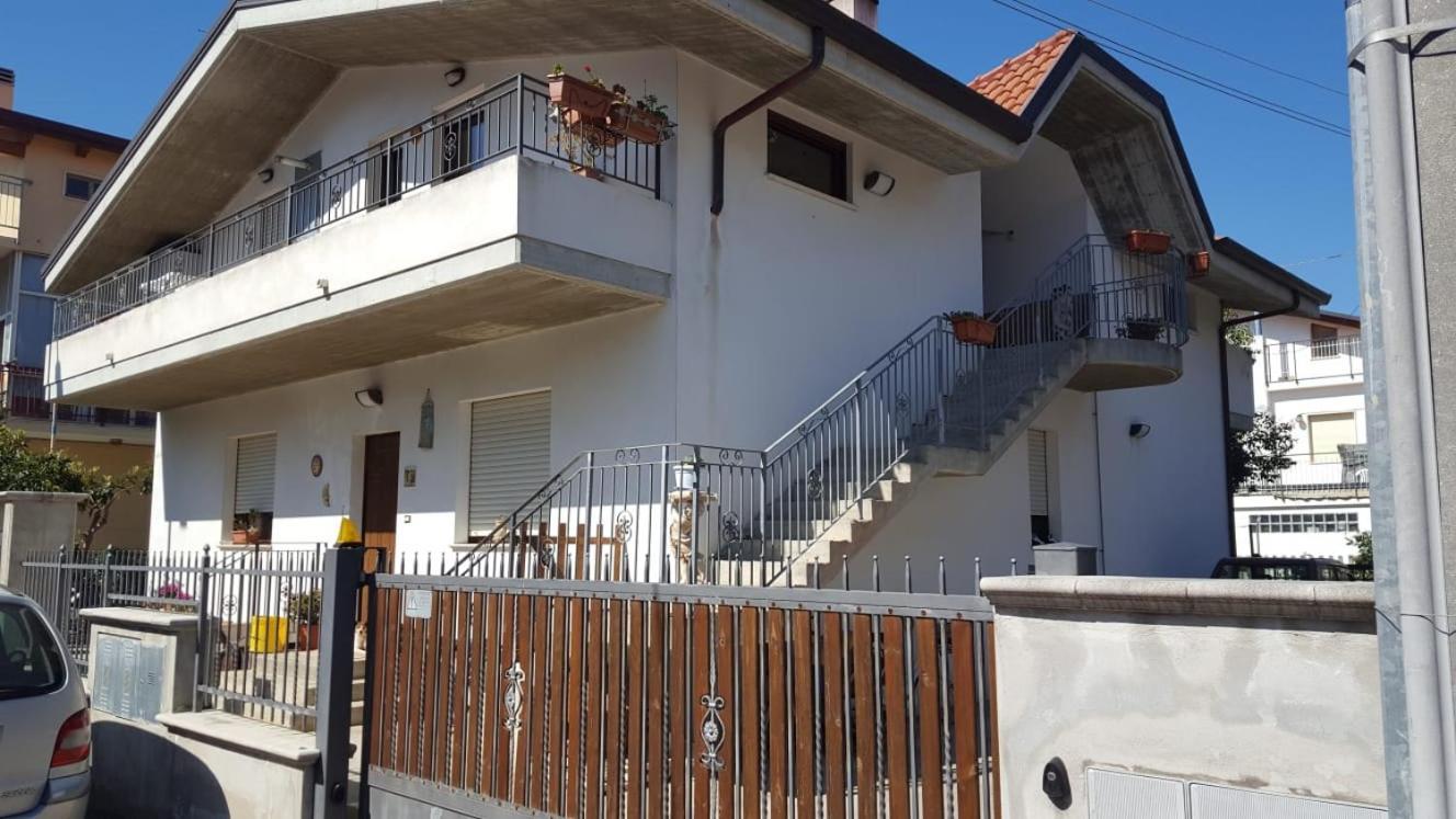 Montesilvano Marina La Casa Di Cindy 빌라 외부 사진